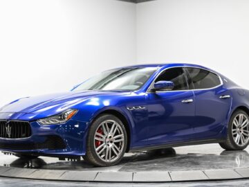 2017 Maserati Ghibli SQ4 Blue 1,695 Miles